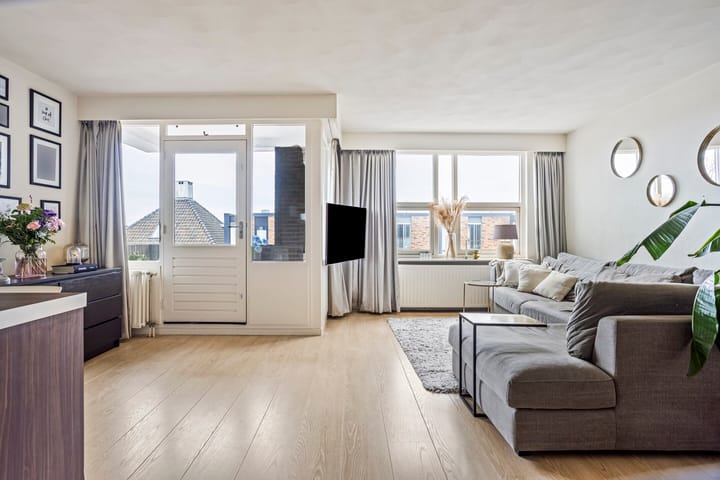 Photo 4 of Voltstraat 44-07