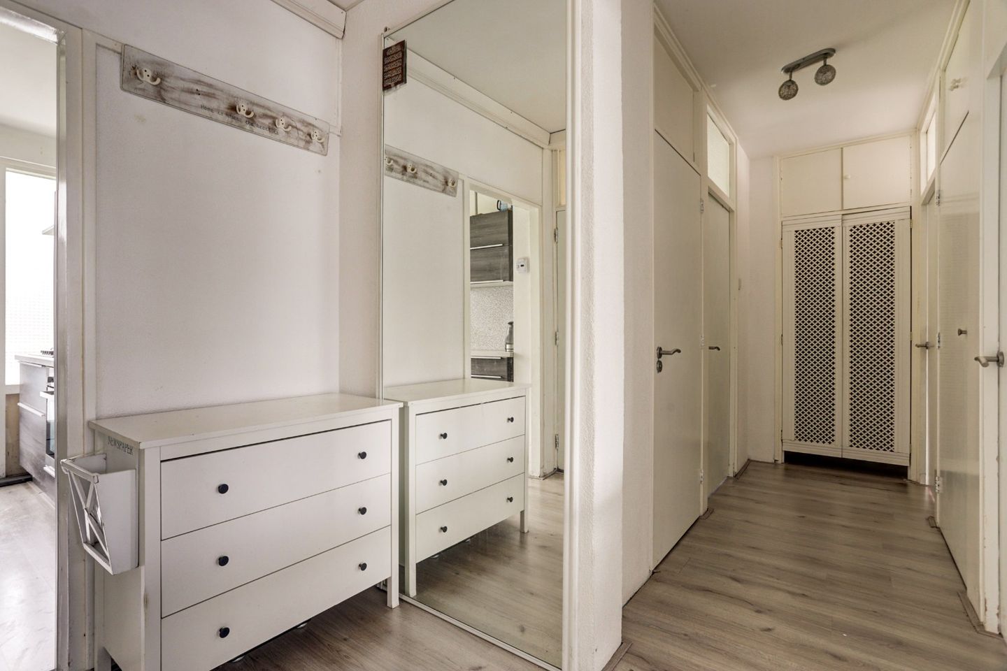 Photo 10 of Blondeelstraat 140