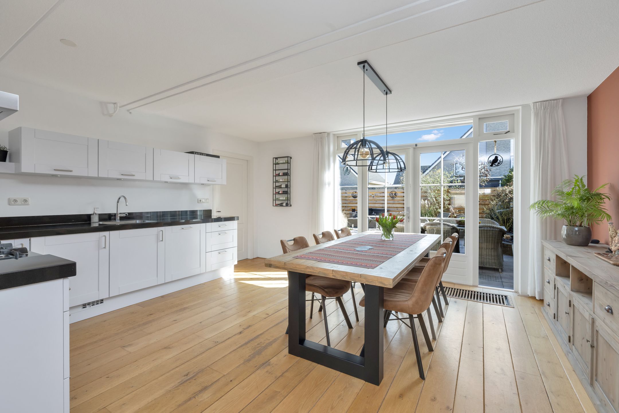 Foto 3 van Brandenburg 25