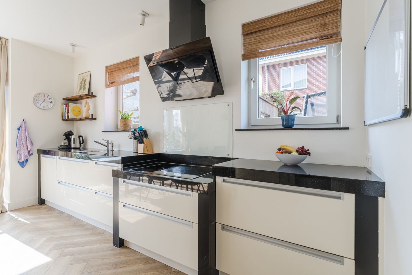 Photo 35 of Herbert Kawanstraat 3