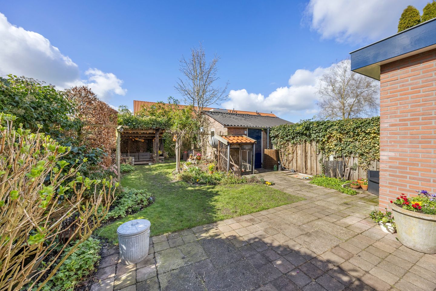 Photo 35 of Paulus Potterstraat 68