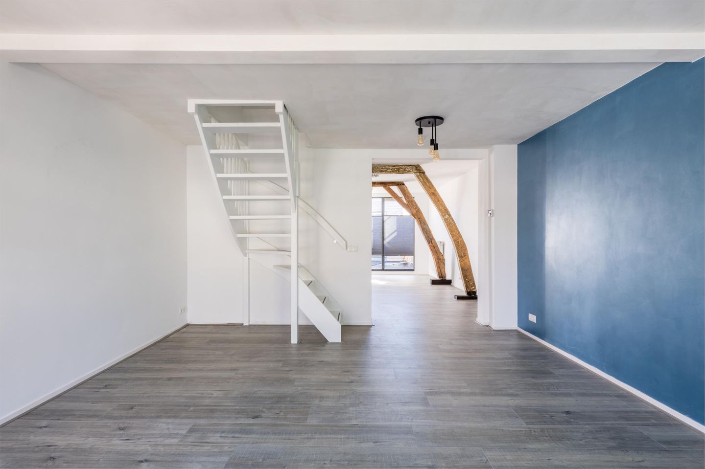 Photo 4 of Weeshuisstraat 29-A