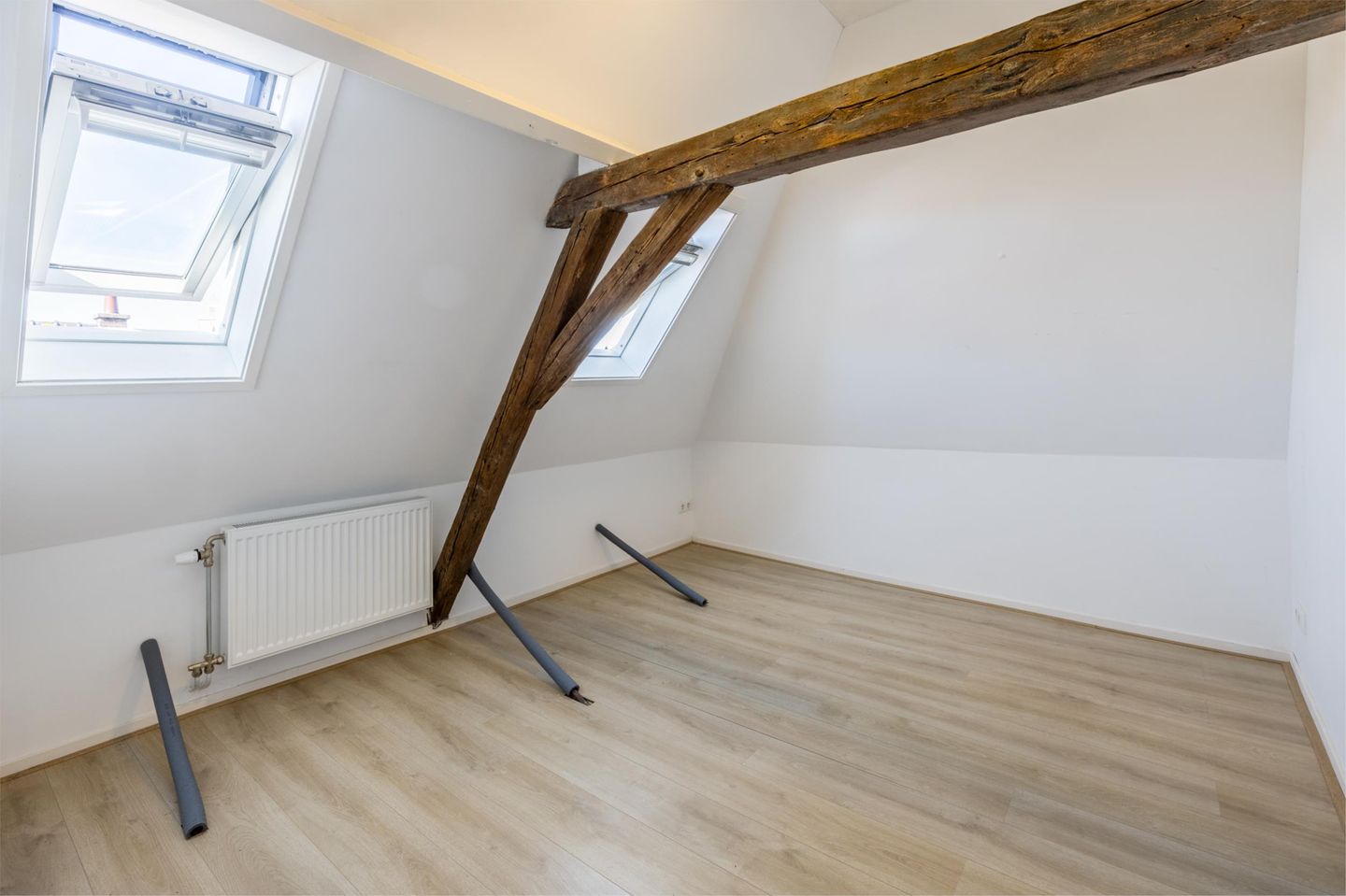 Photo 10 of Weeshuisstraat 29-A