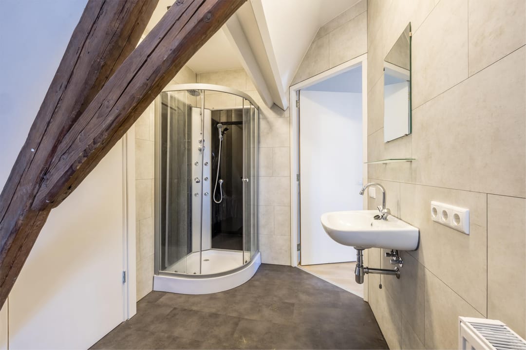 Photo 16 of Weeshuisstraat 29-A