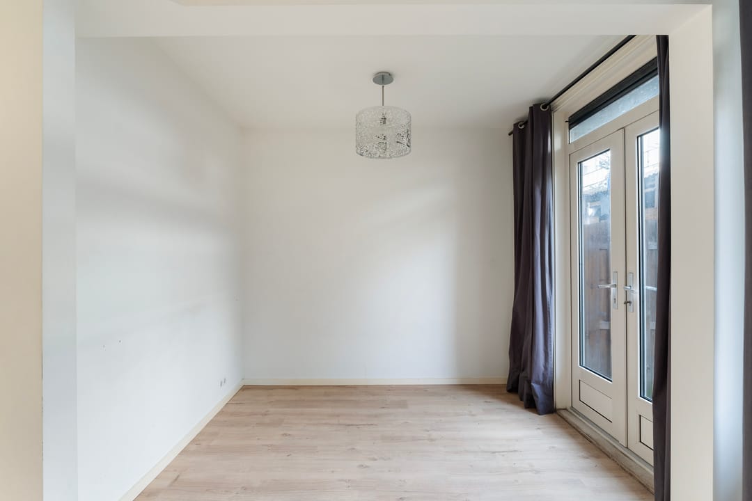 Photo 11 of Isingstraat 89