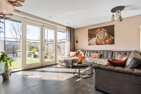 Laan van Dada 107 tertiary image