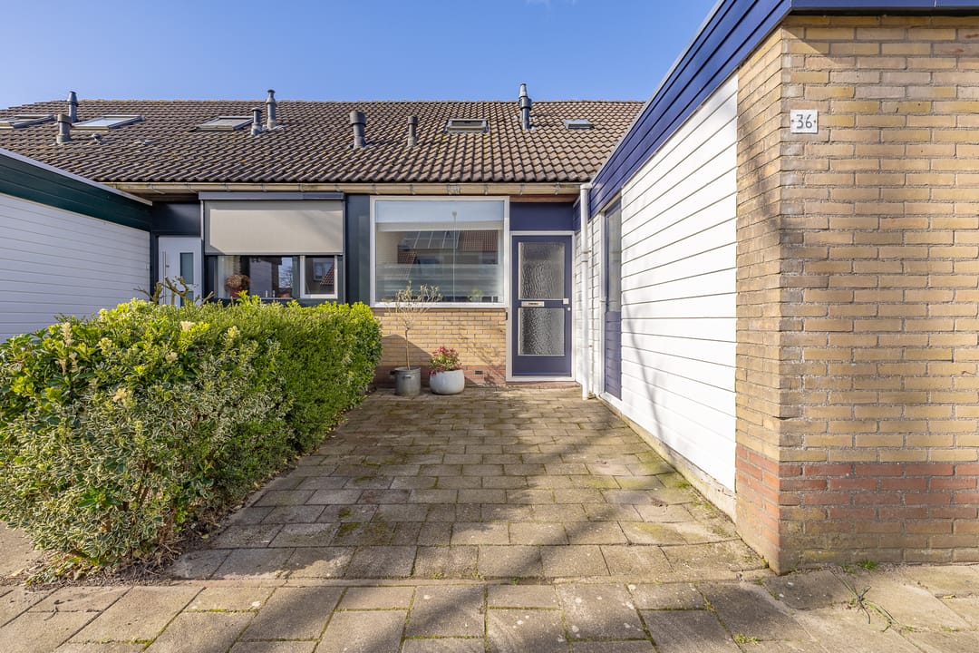 Foto 2 van Girsesland 36