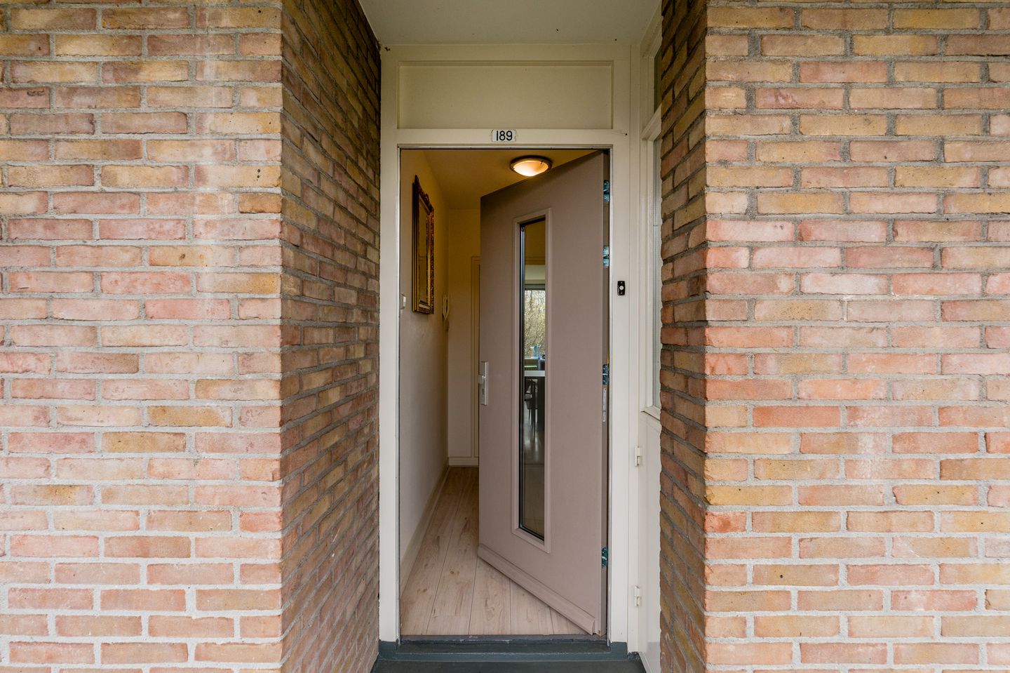 Photo 19 of Oostelijk Halfrond 189