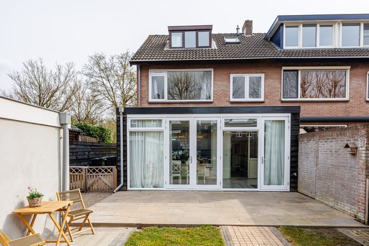 Vredeoordlaan 4 main image