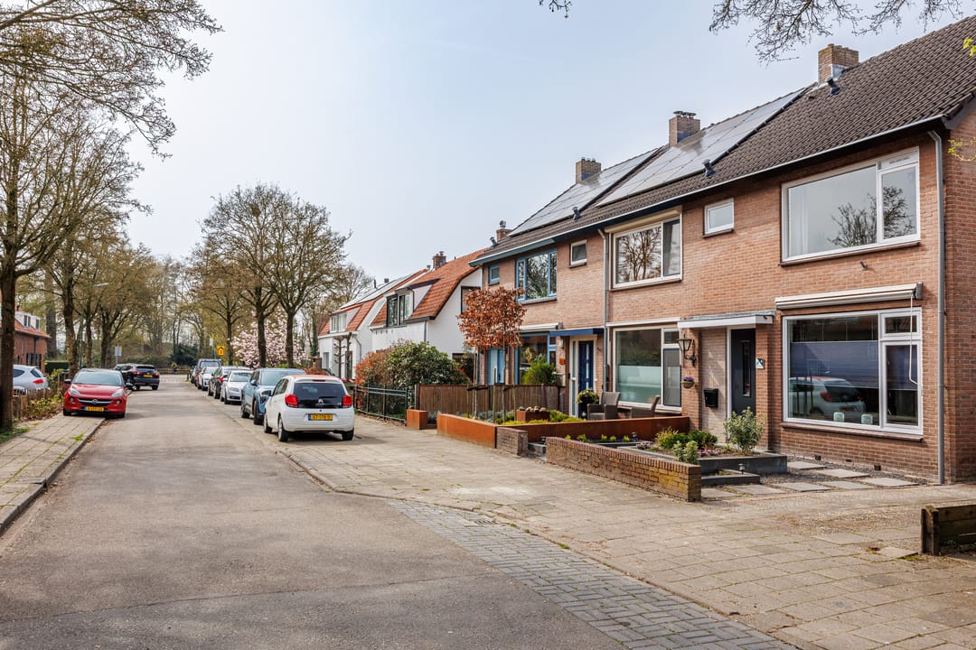 Foto 47 van Vredeoordlaan 4