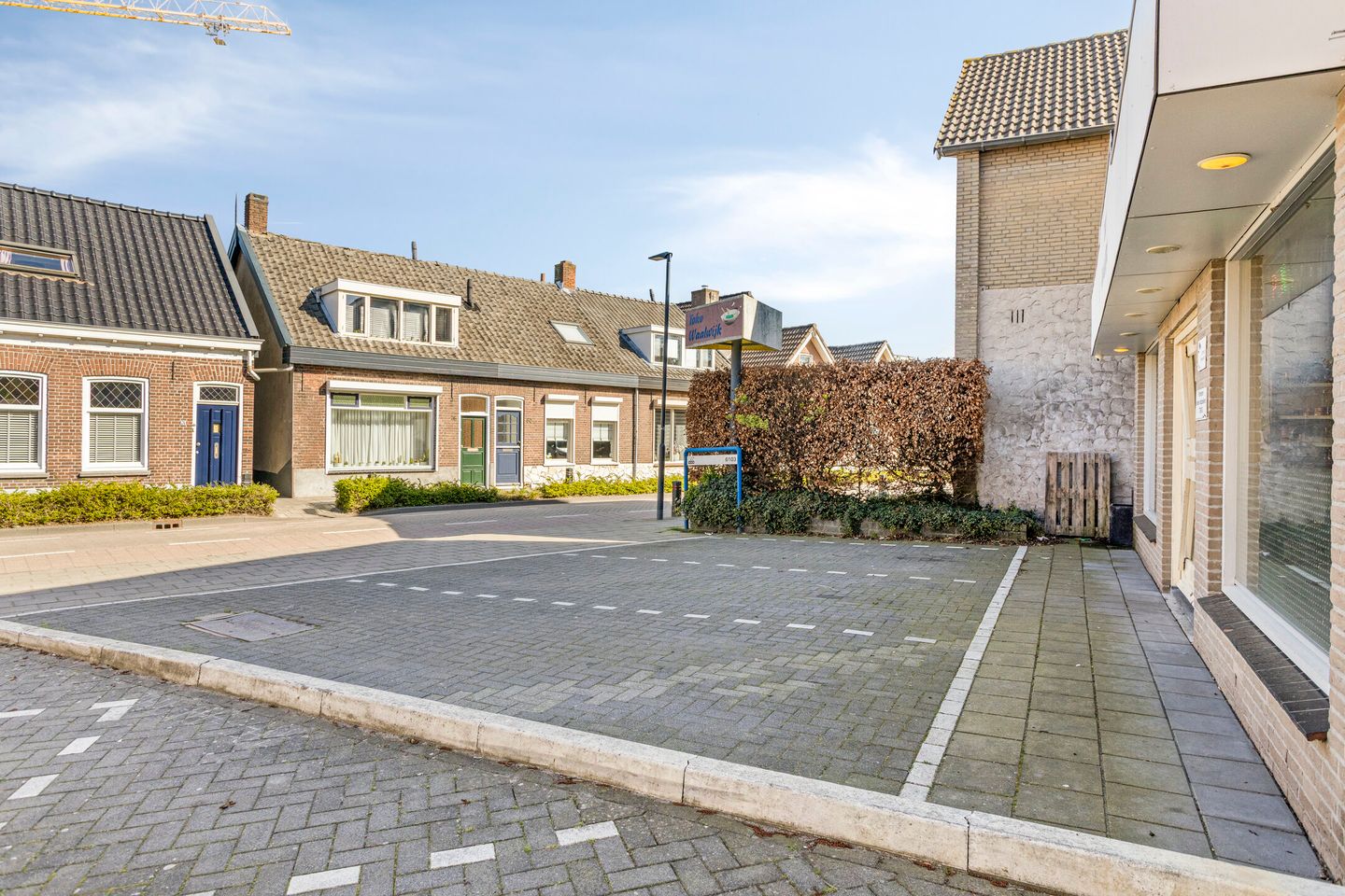 View photo 4 of Eerste Zeine 27