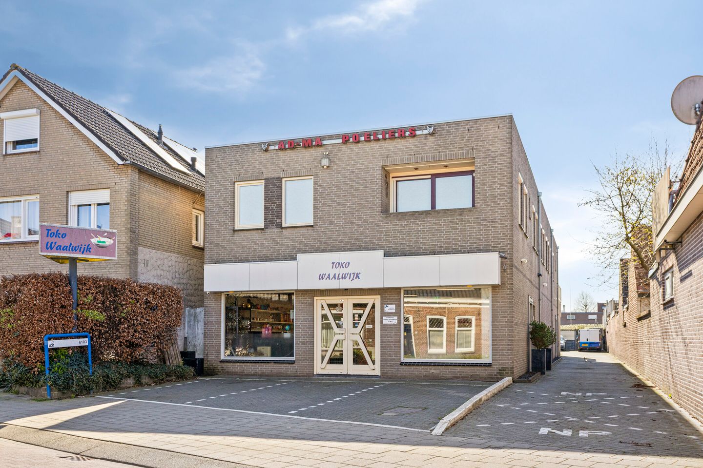 View photo 1 of Eerste Zeine 27