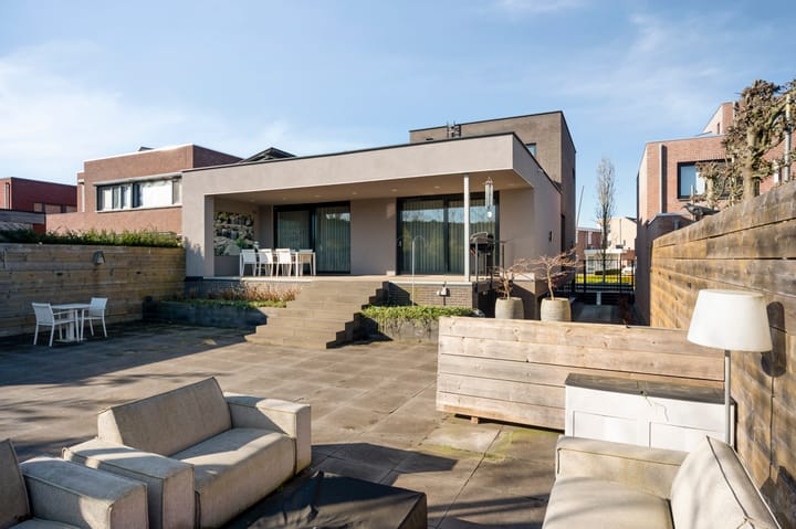 Photo 2 of Frankenlaan 9