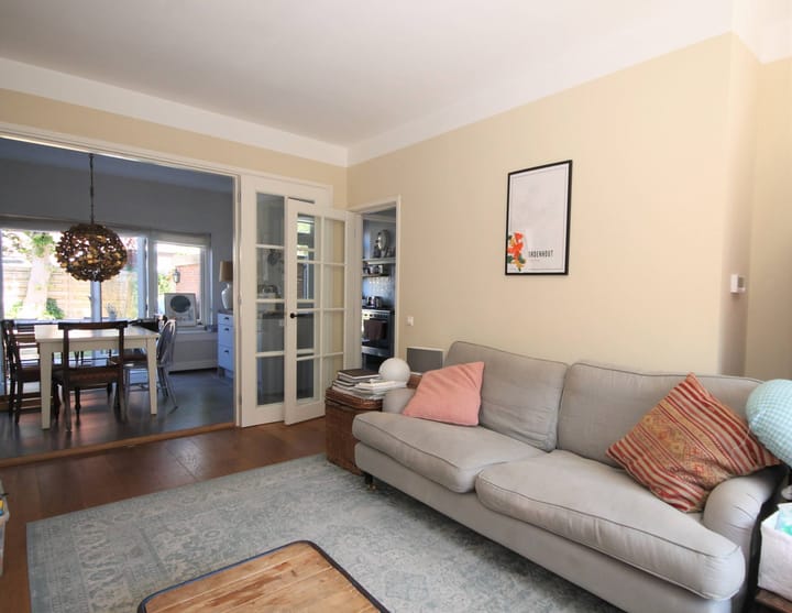 Photo 2 of Van Wouwstraat 17