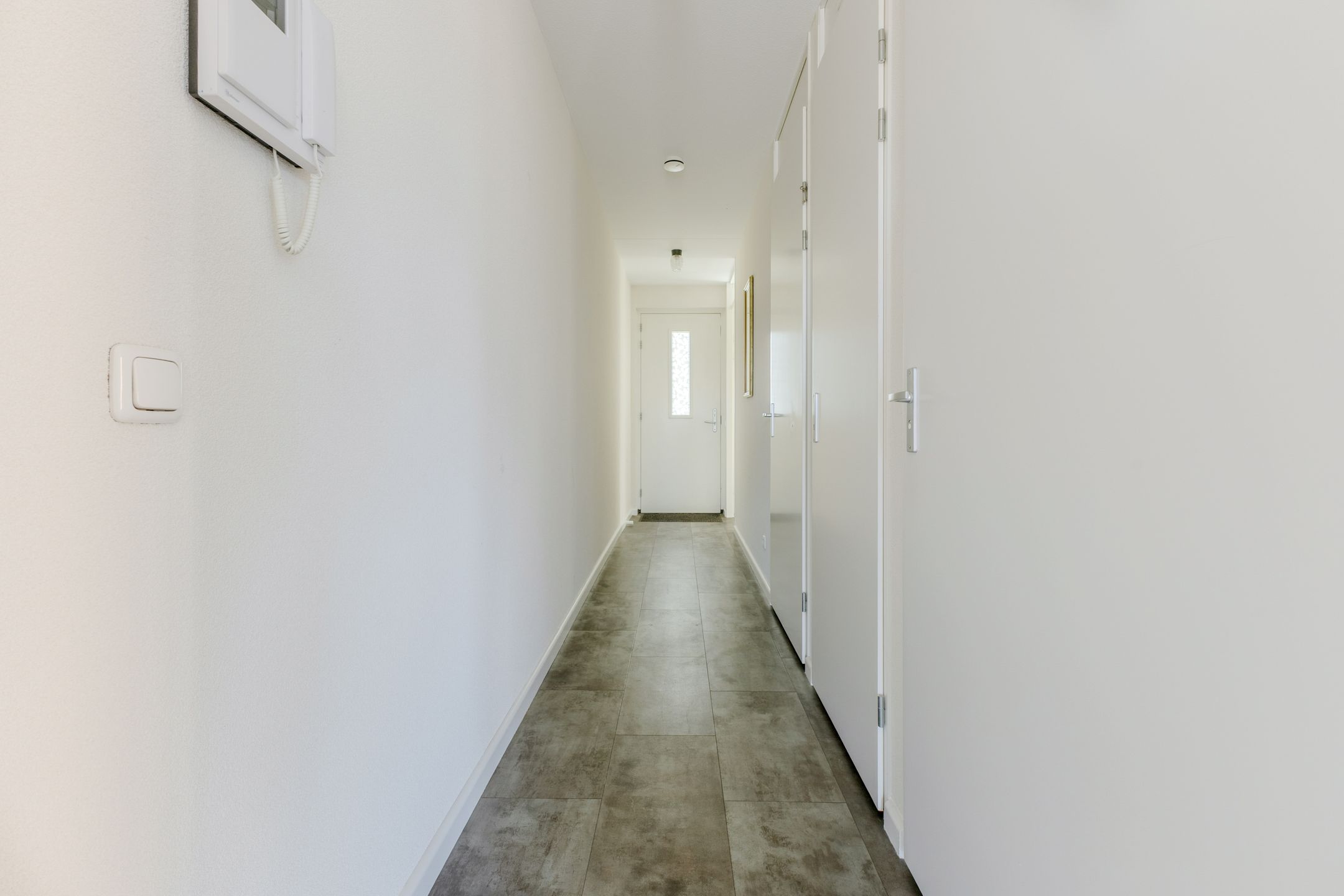 Foto 9 van Zuideinde 12-E