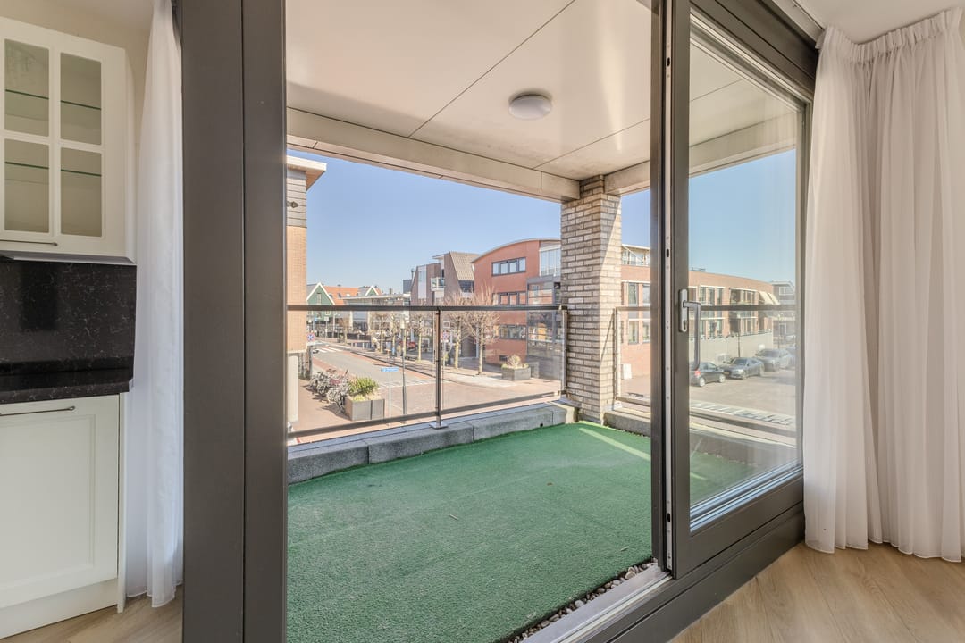 Foto 17 van Zuideinde 12-E