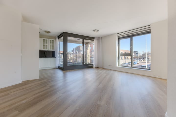 Foto 2 van Zuideinde 12-E