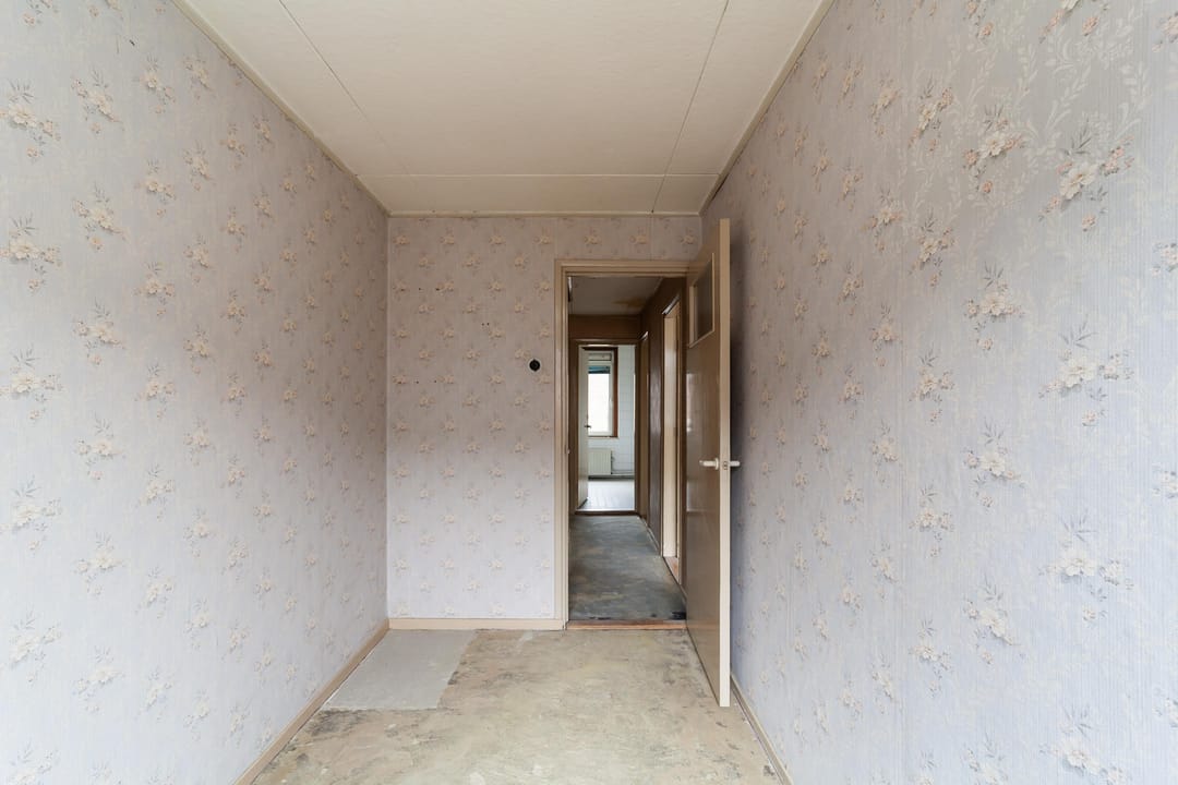 Spacious Corner House with Private Parking and Garage in Maarssen-Dorp — 28