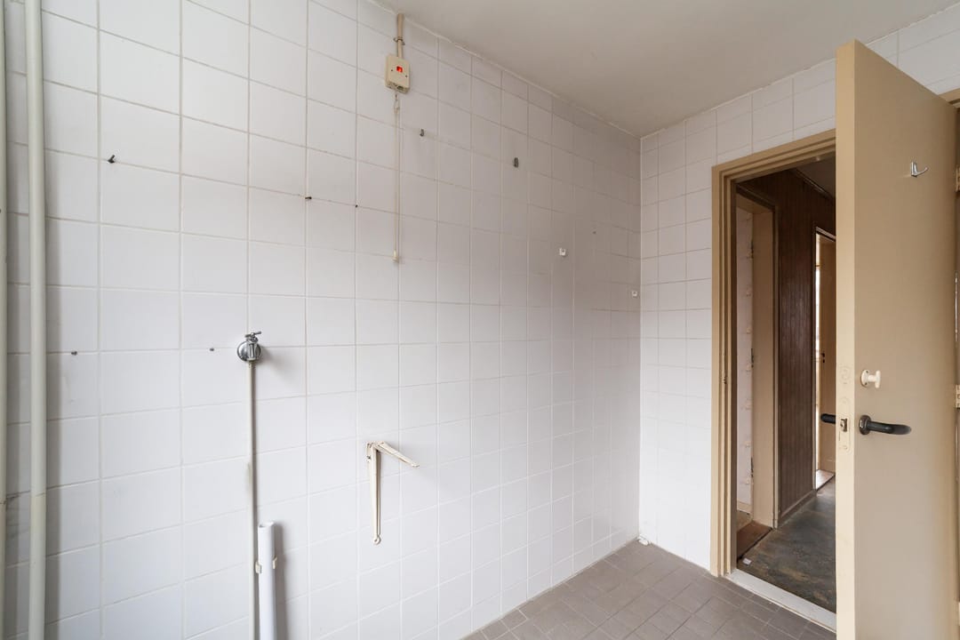 Spacious Corner House with Private Parking and Garage in Maarssen-Dorp — 32