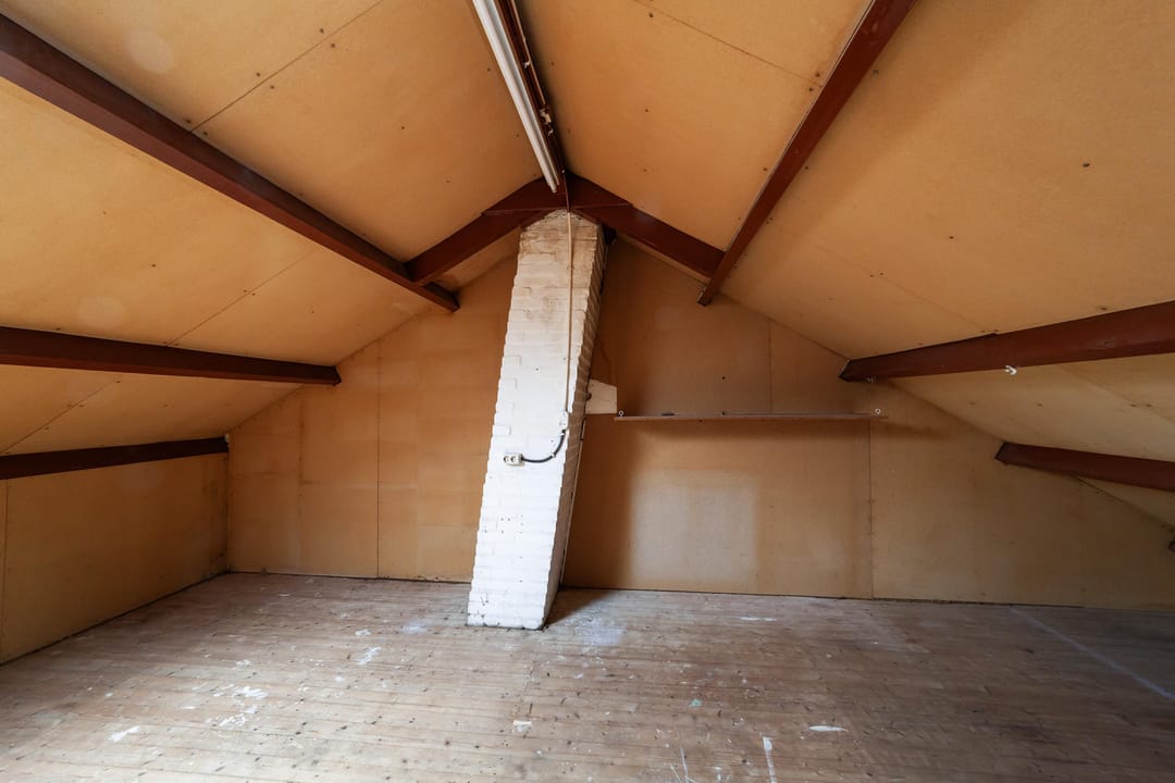 Spacious Corner House with Private Parking and Garage in Maarssen-Dorp — 37