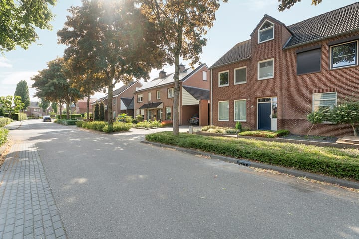 Foto 2 van Bredeweg 11