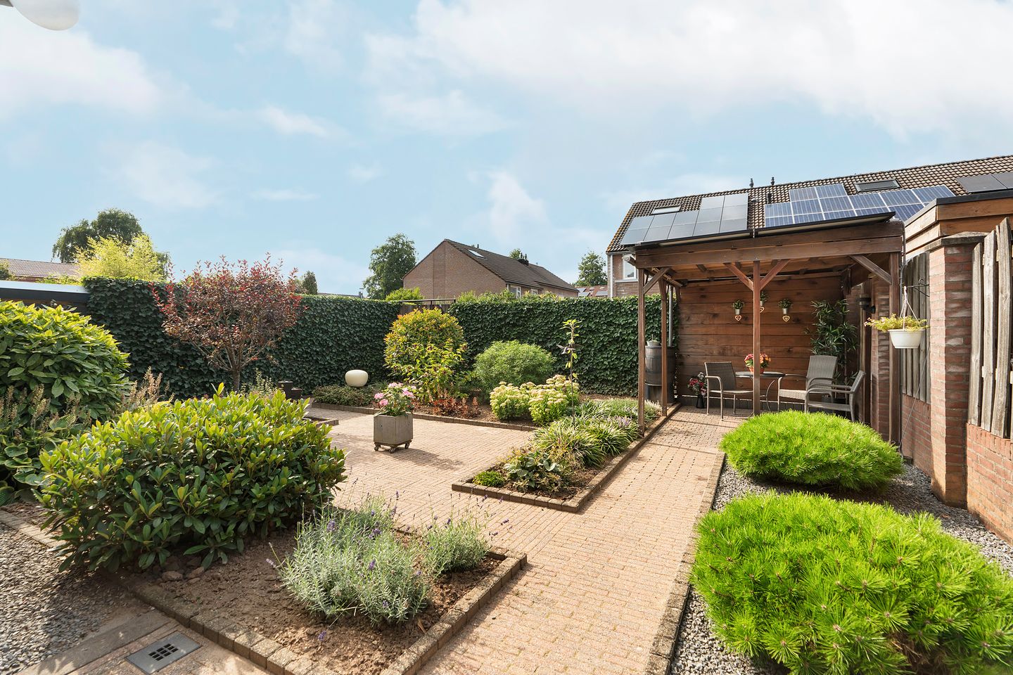 Spacious semi-detached house with basement in Ottersum — 20