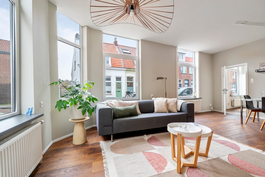 Photo 2 of Barendsestraat 2