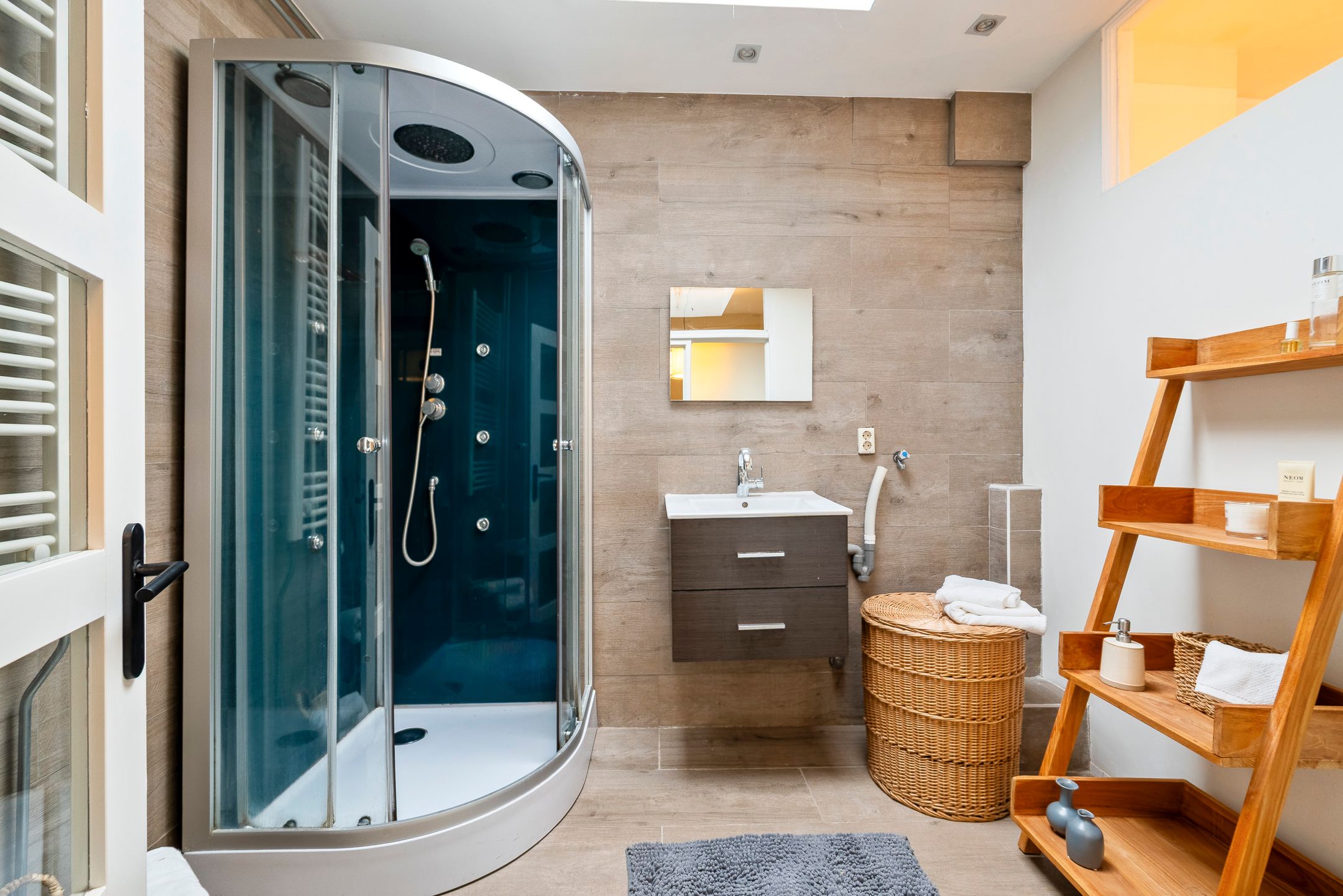 Photo 12 of Barendsestraat 2