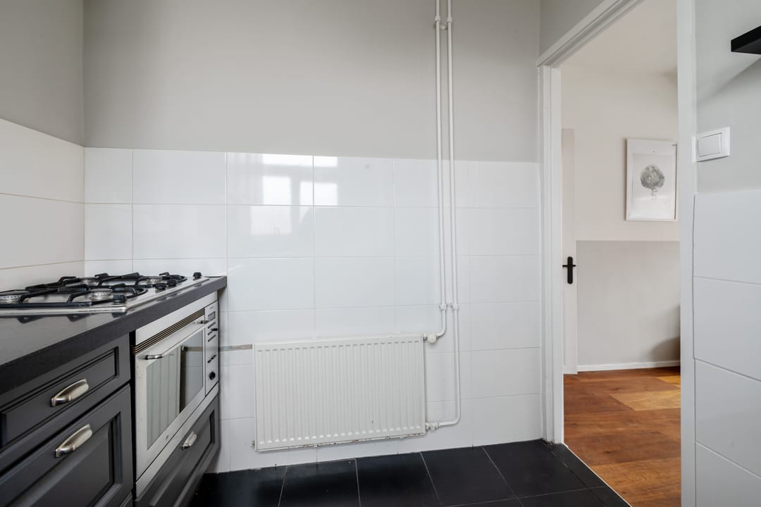 Photo 26 of Barendsestraat 2