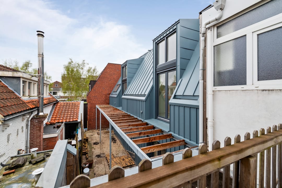 Photo 37 of Barendsestraat 2