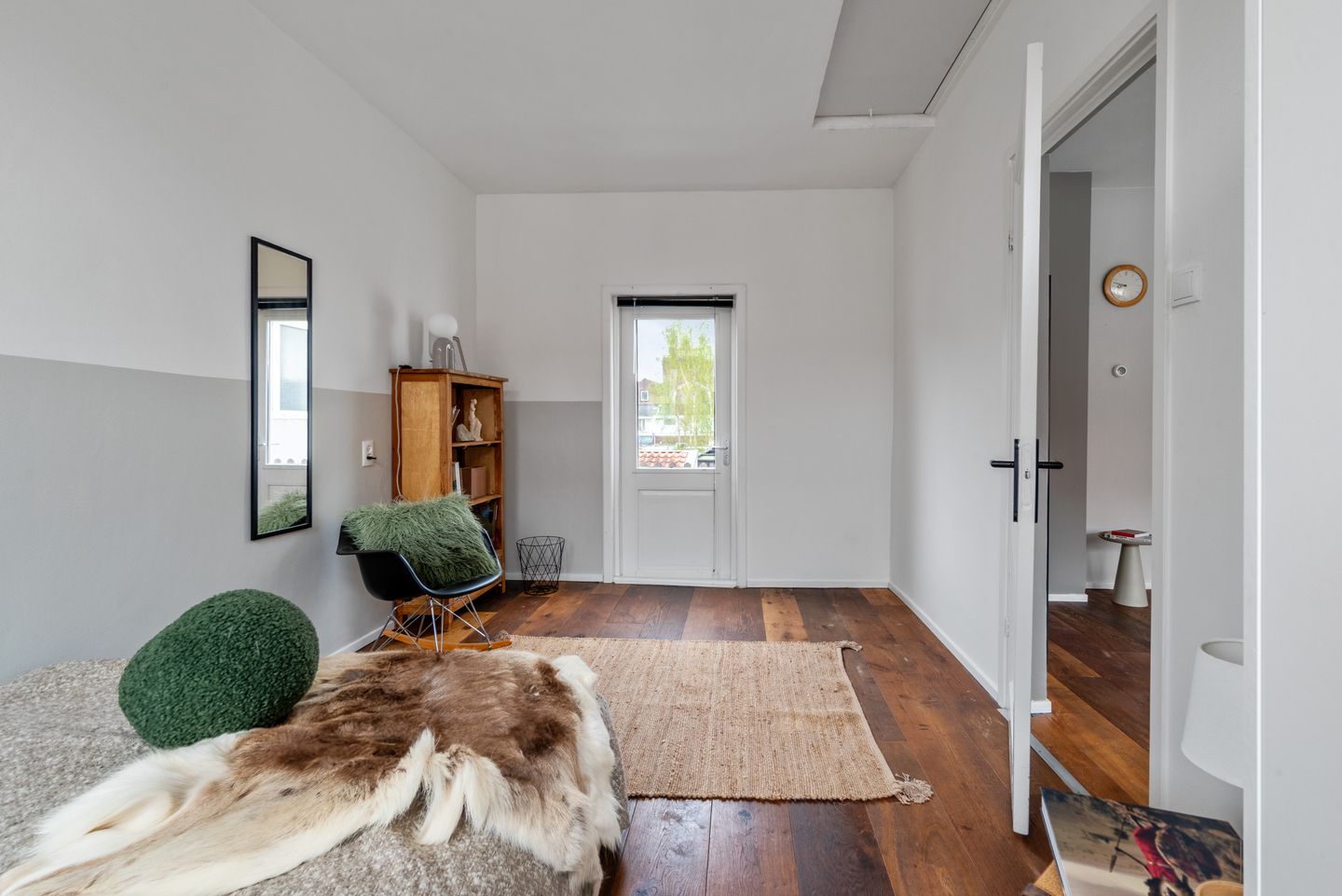 Photo 49 of Barendsestraat 2