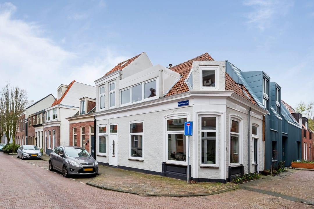Photo 52 of Barendsestraat 2