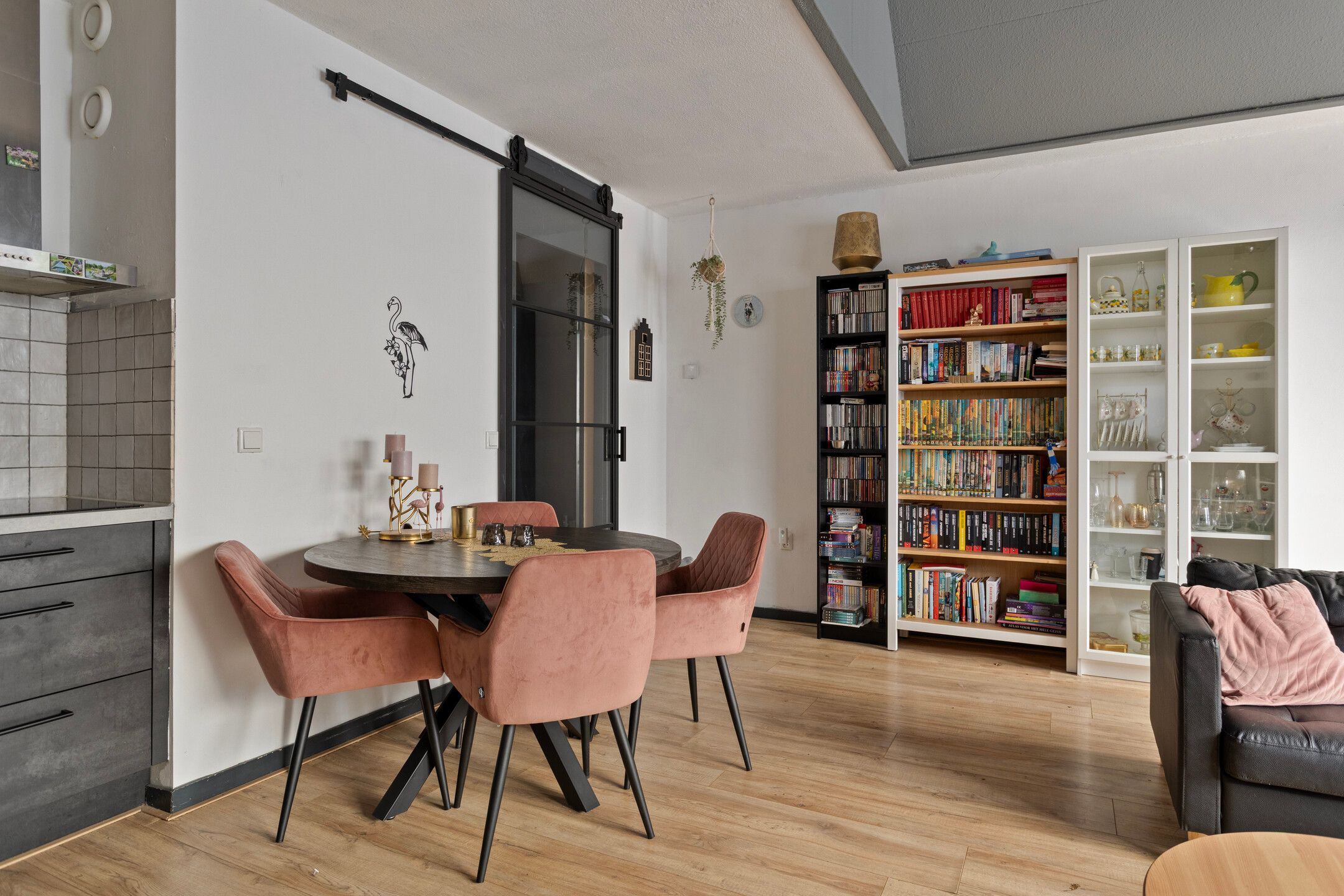 Foto 9 van Arcachonhof 7