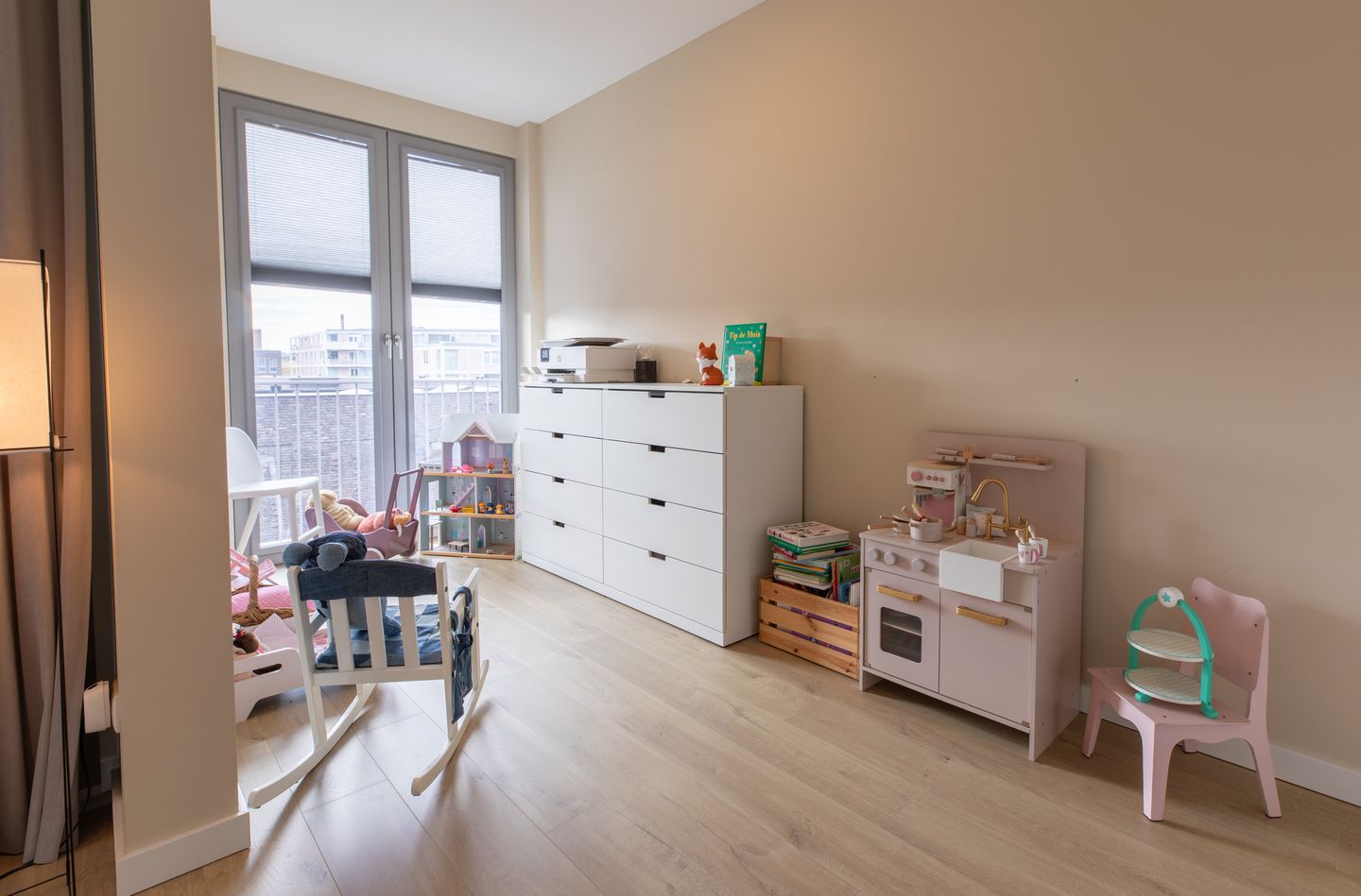 Photo 14 of De Cassij 1-D08