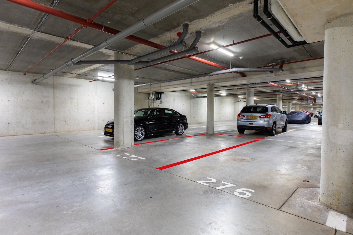 Photo 19 of De Cassij 1-D08