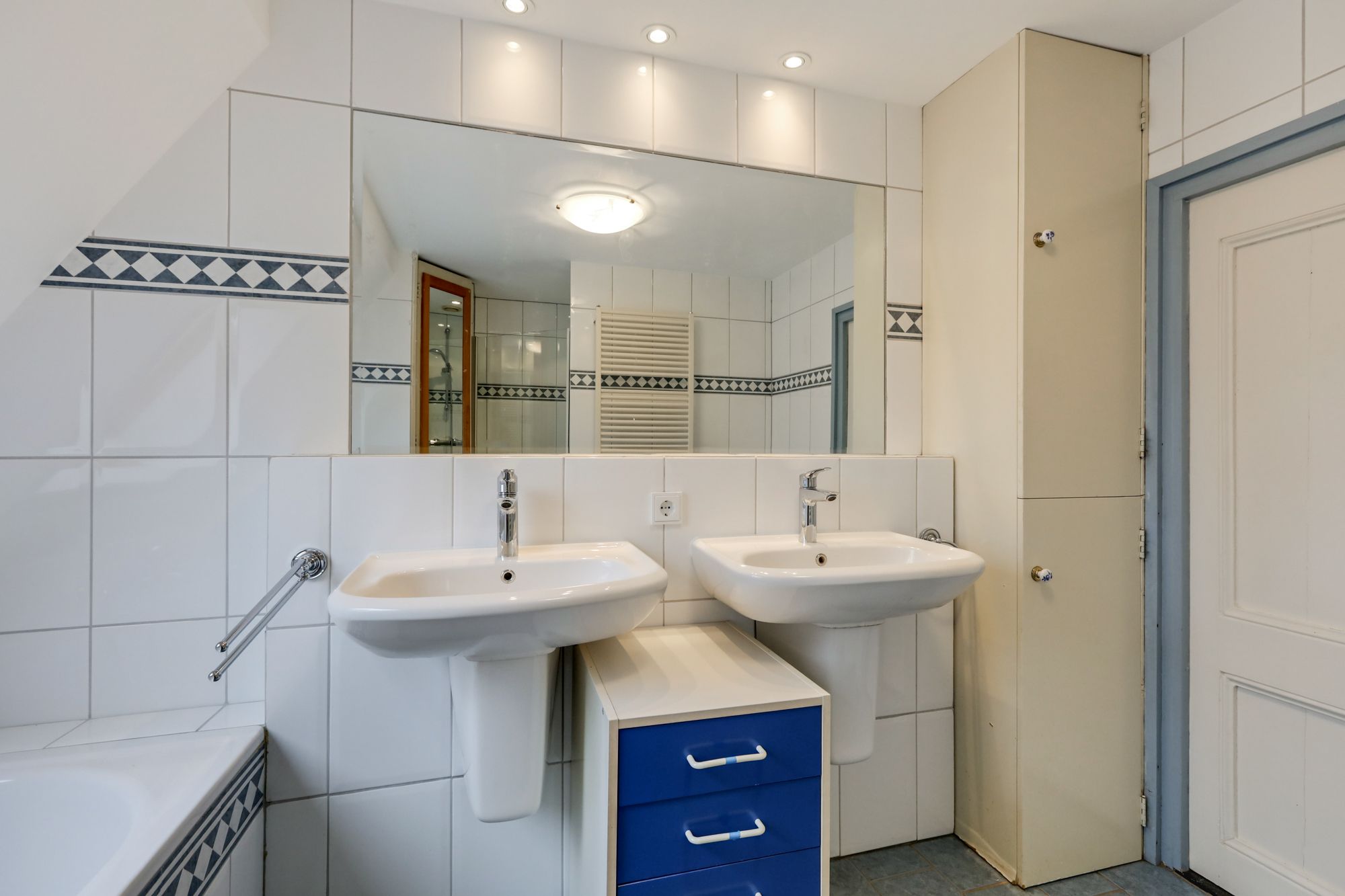 Foto 36 van Rijksweg 61-A