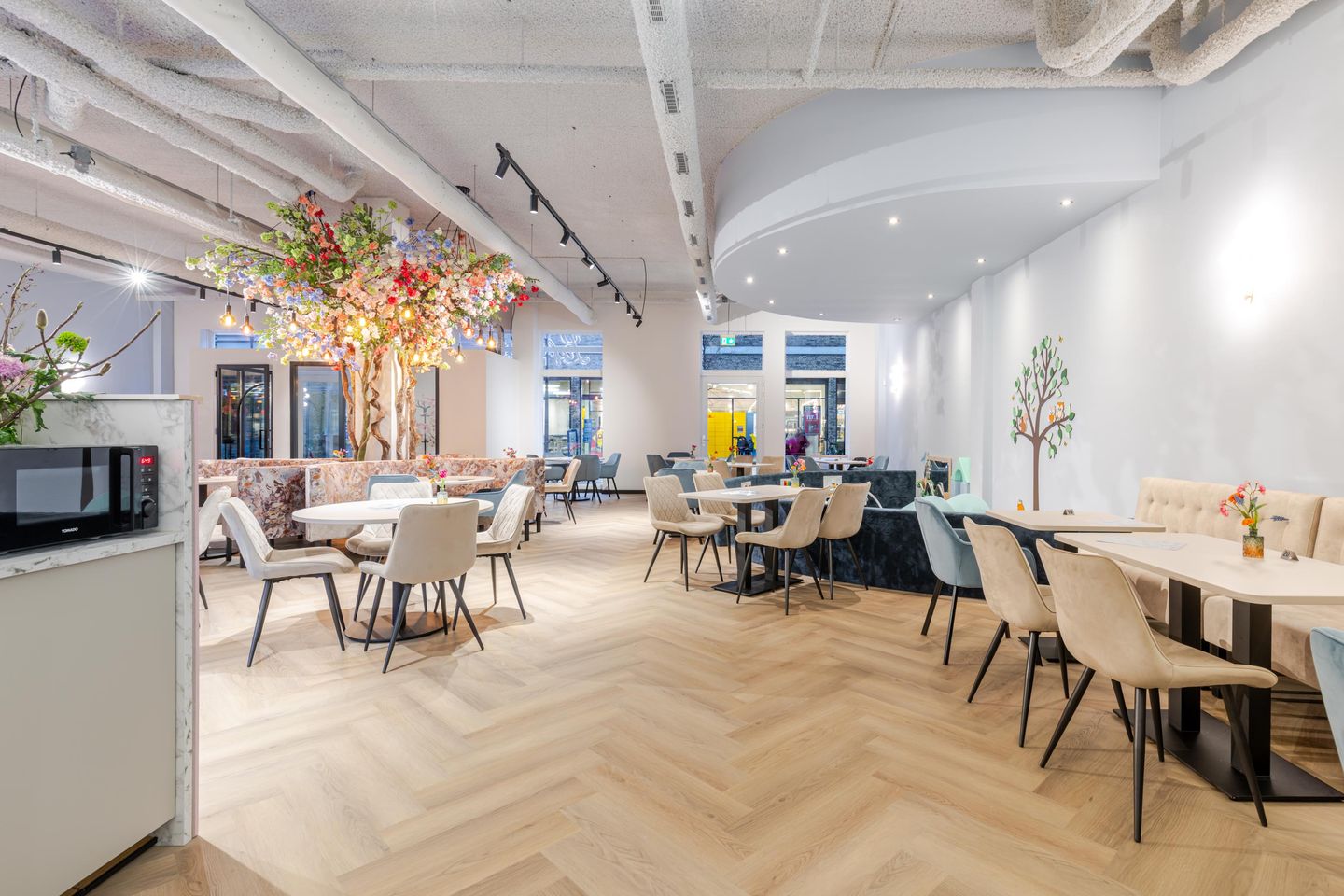 View photo 4 of Westersingel 72