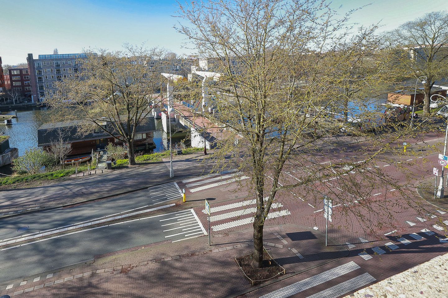 Photo 14 of Kleine Wittenburgerstraat 2-H