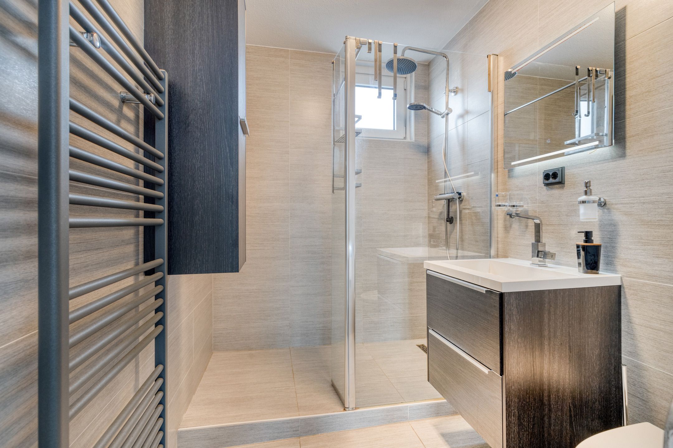 Foto 12 van Tempeststraat 7-A