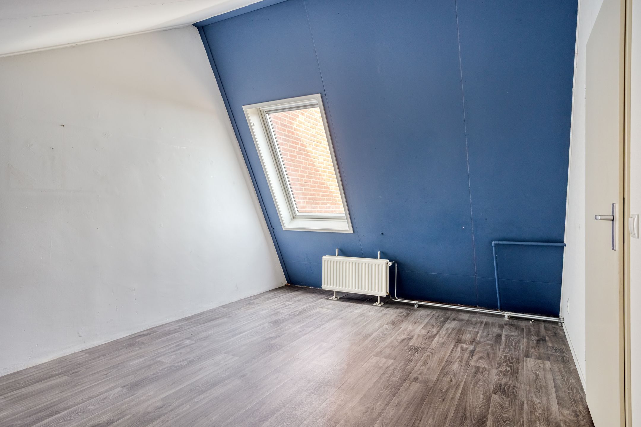 Fixer-Upper Terraced House with South-Facing Garden in Quiet Roosendaal Location — 20