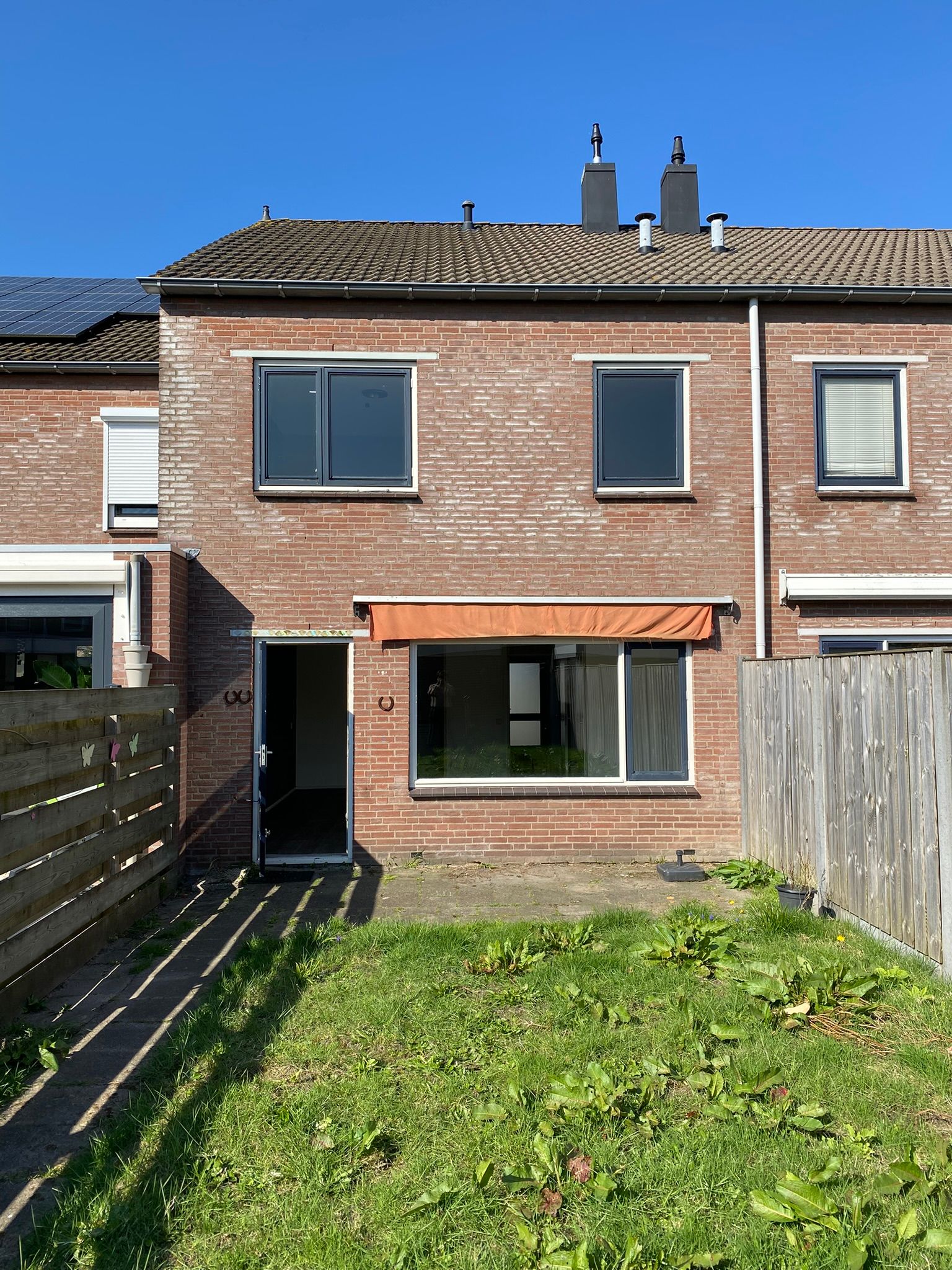 Fixer-Upper Terraced House with South-Facing Garden in Quiet Roosendaal Location — 23