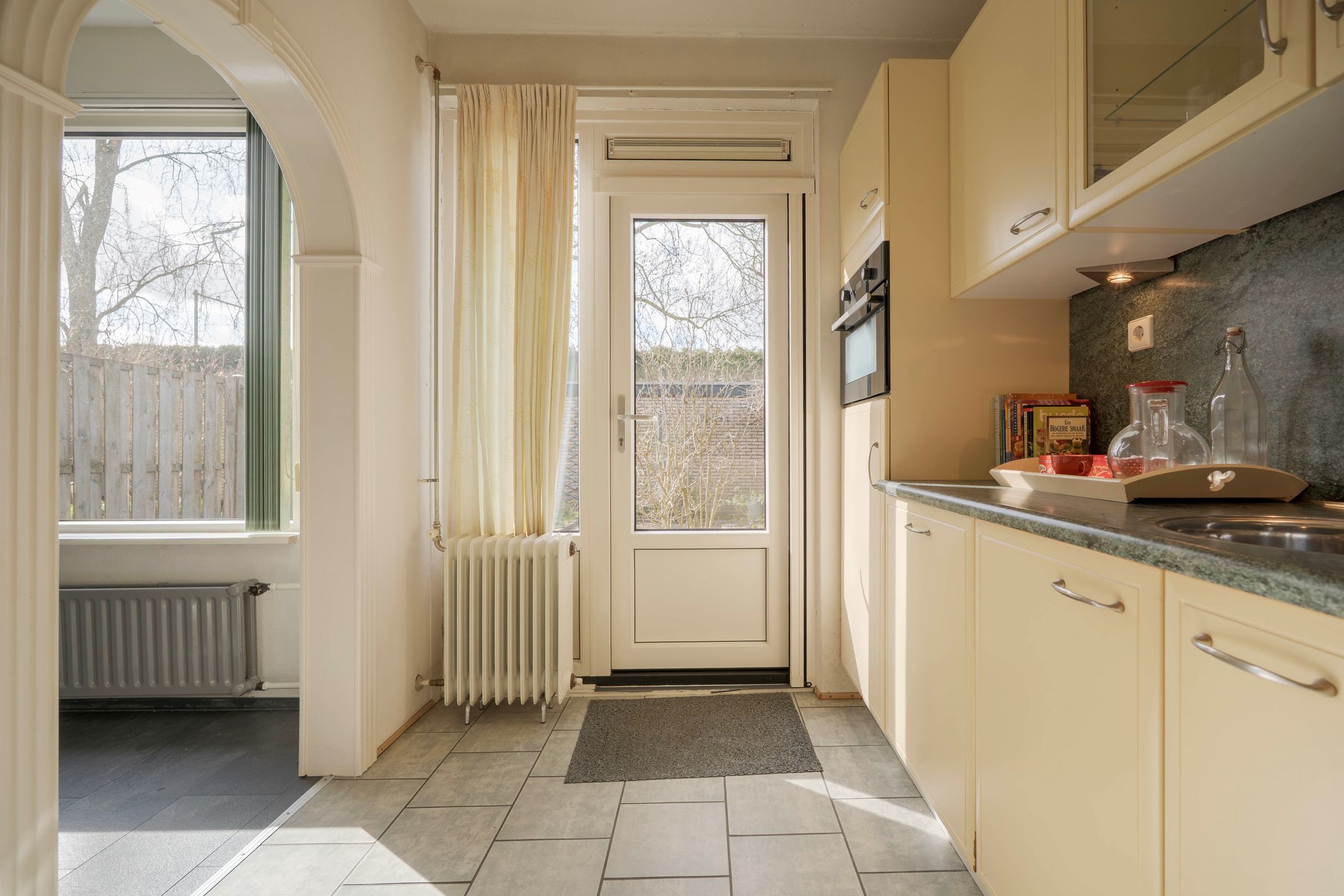 Photo 21 of Leerdamstraat 4