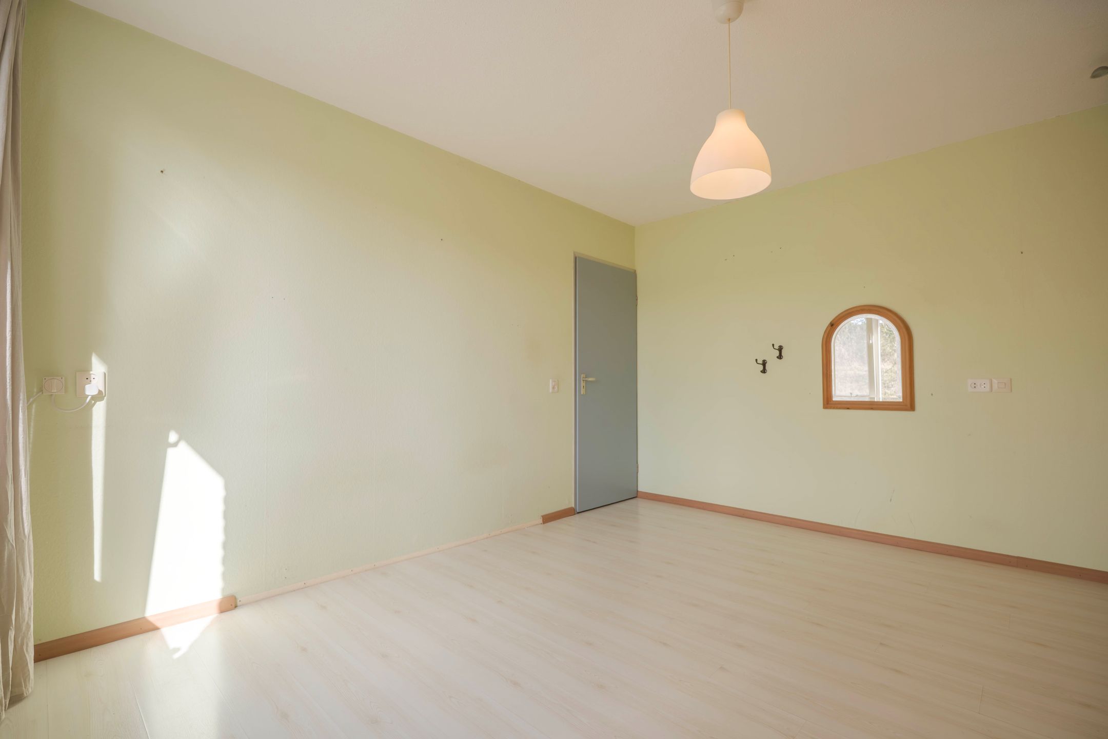 Photo 30 of Leerdamstraat 4