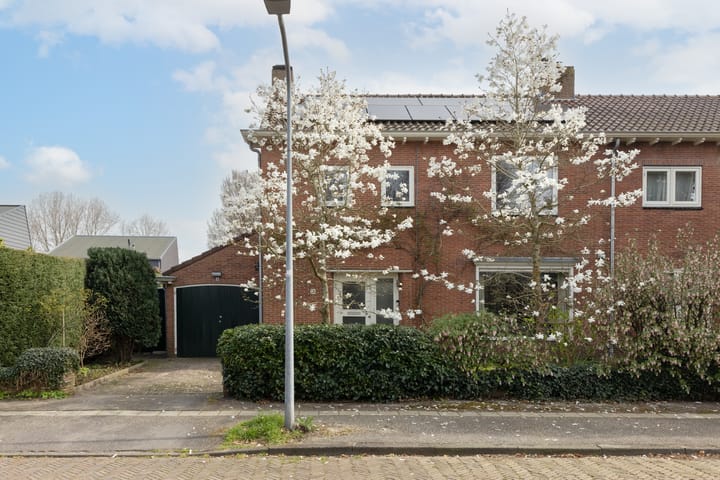 Foto 3 van Frederik Hendriklaan 56