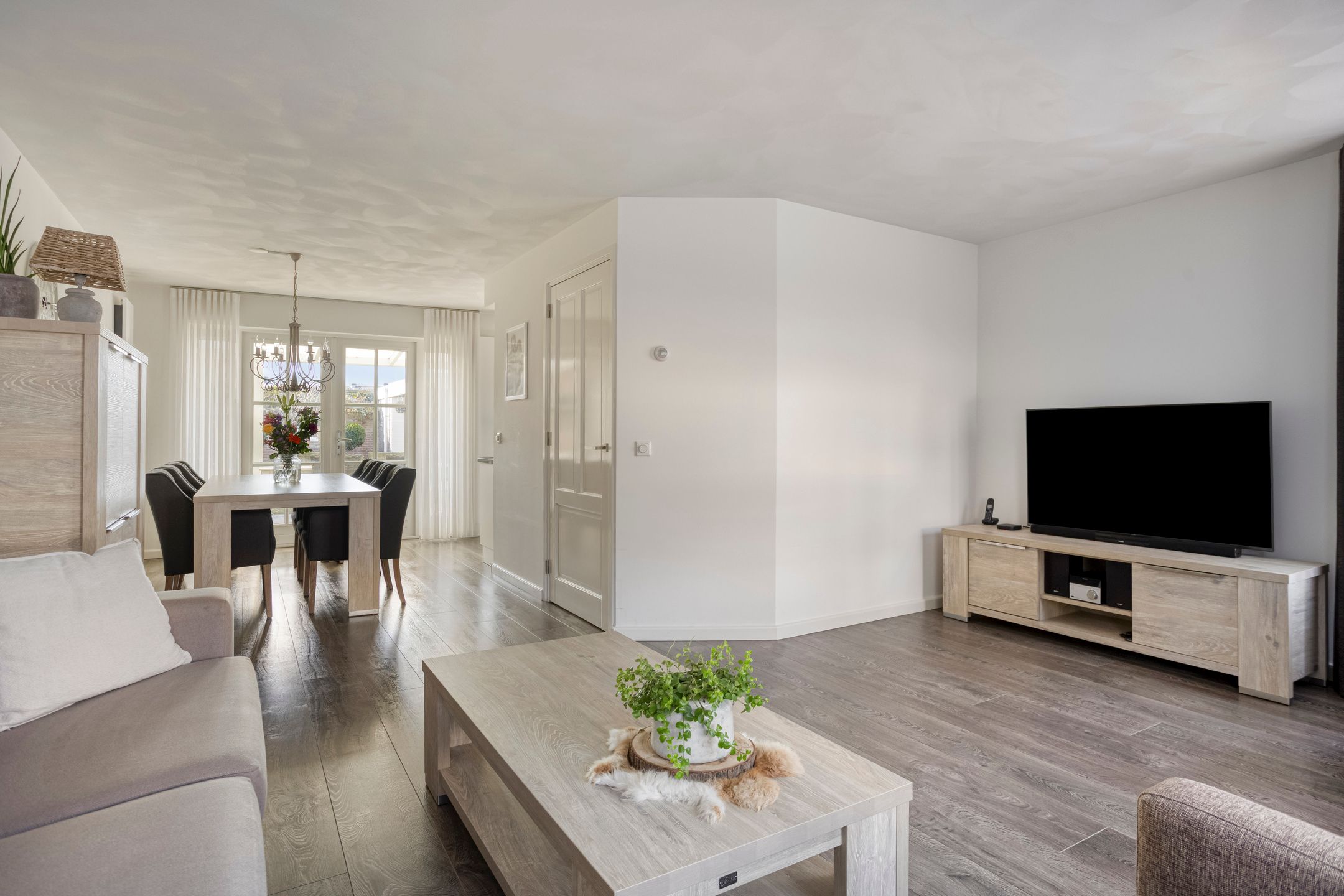 Foto 15 van Drs. den Uyllaan 39