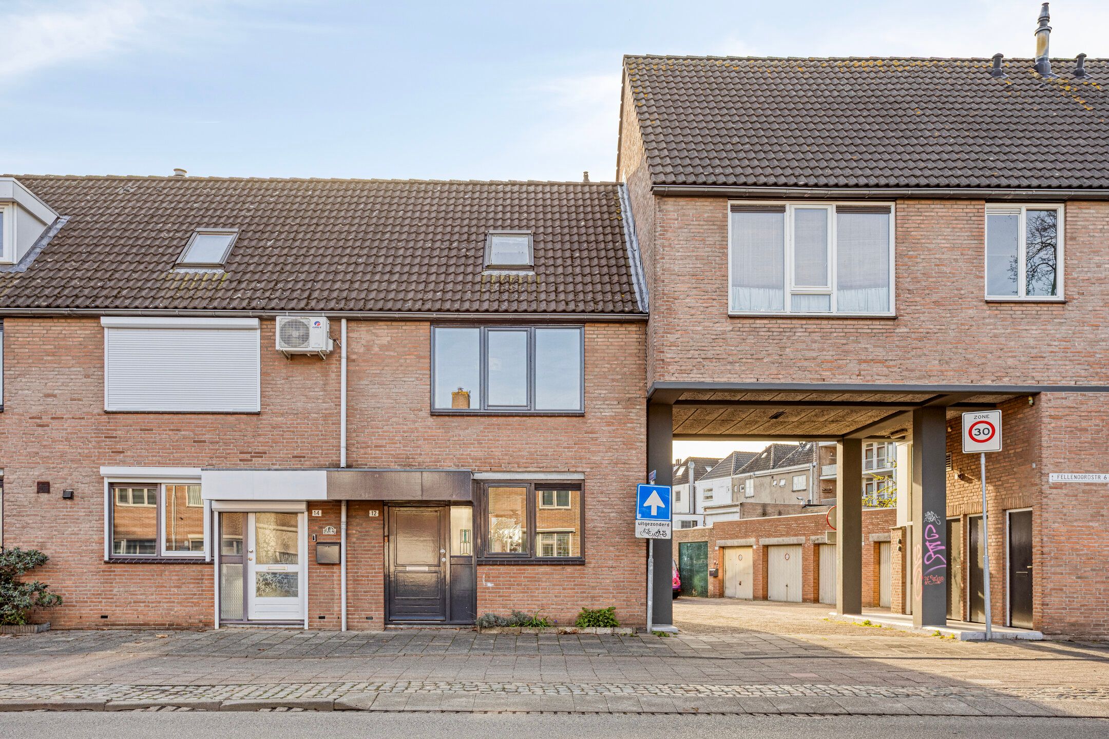 Photo 6 of Fellenoordstraat 12