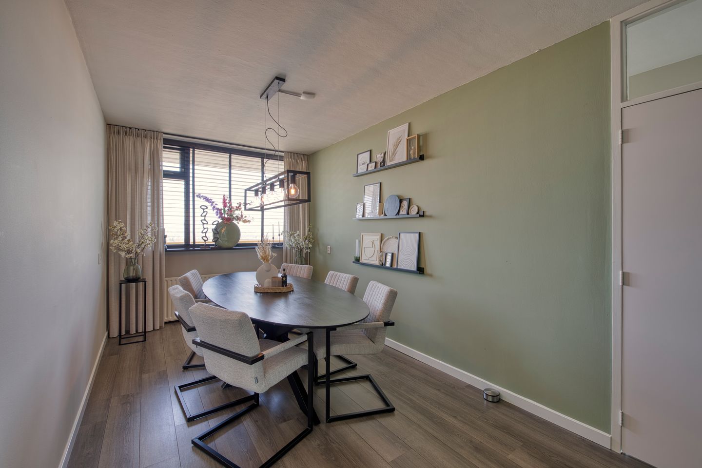 Photo 10 of Prins Willem-Alexanderpark 607