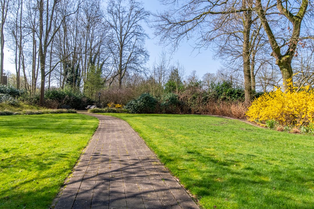 Photo 31 of Prins Willem-Alexanderpark 607