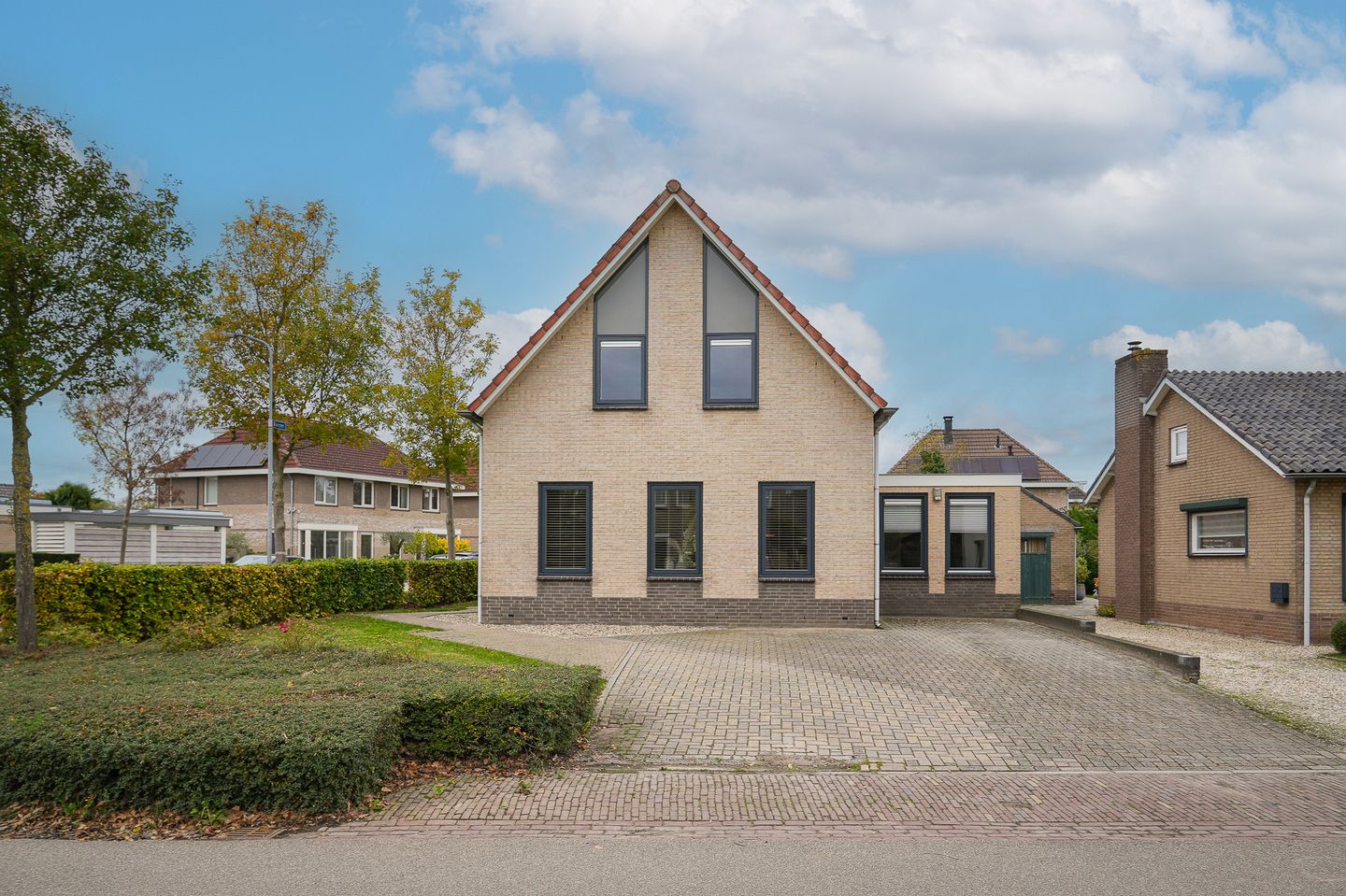 Photo 5 of Burcht 2