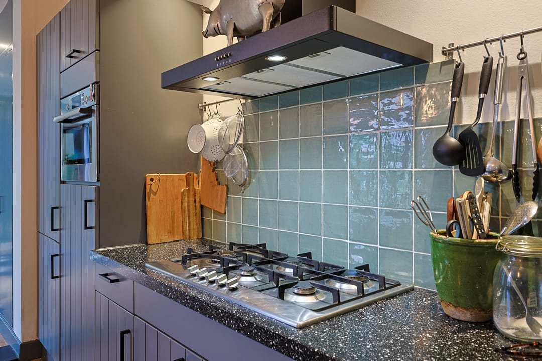 Spacious and Atmospheric Ground Floor Apartment with Garden in Eindhoven's Vonderkwartier — 16